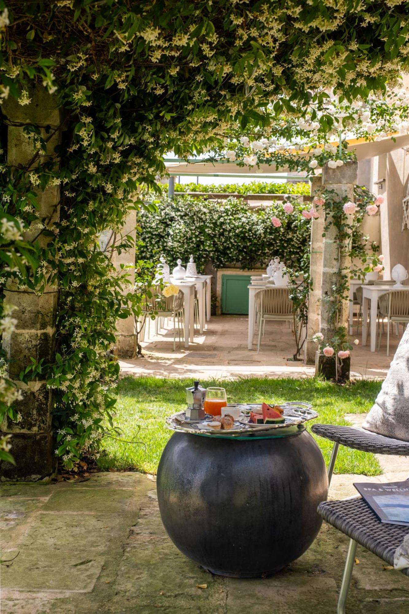 Palazzo Ducale Venturi - Luxury Hotel & Wellness Minervino di Lecce Ngoại thất bức ảnh
